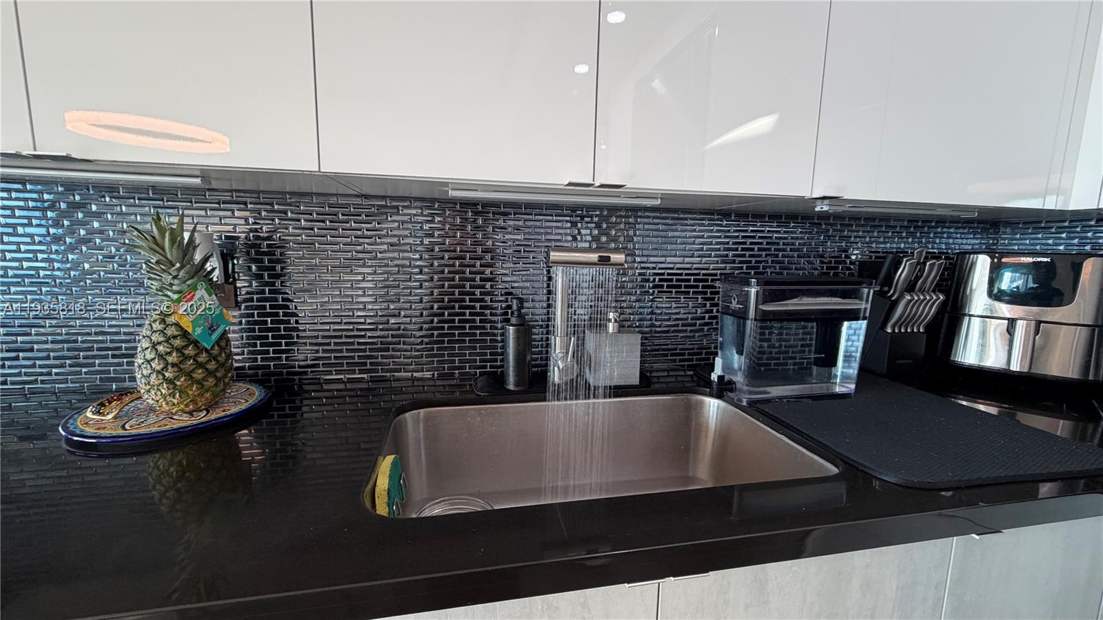 92 SW 3rd St #3607, Miami FL 33130