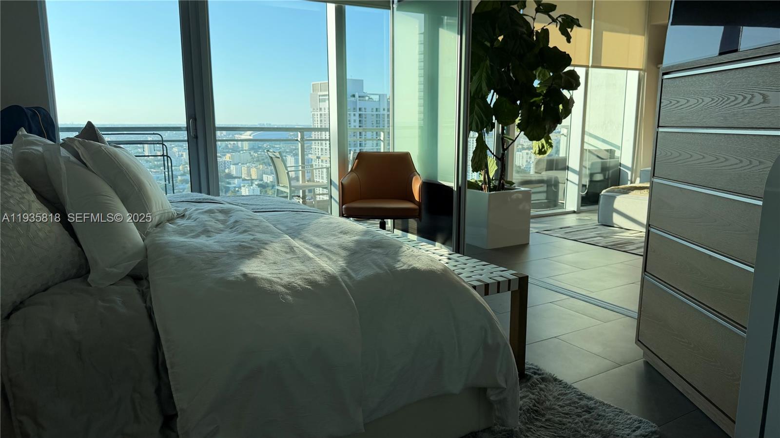 92 SW 3rd St #3607, Miami FL 33130