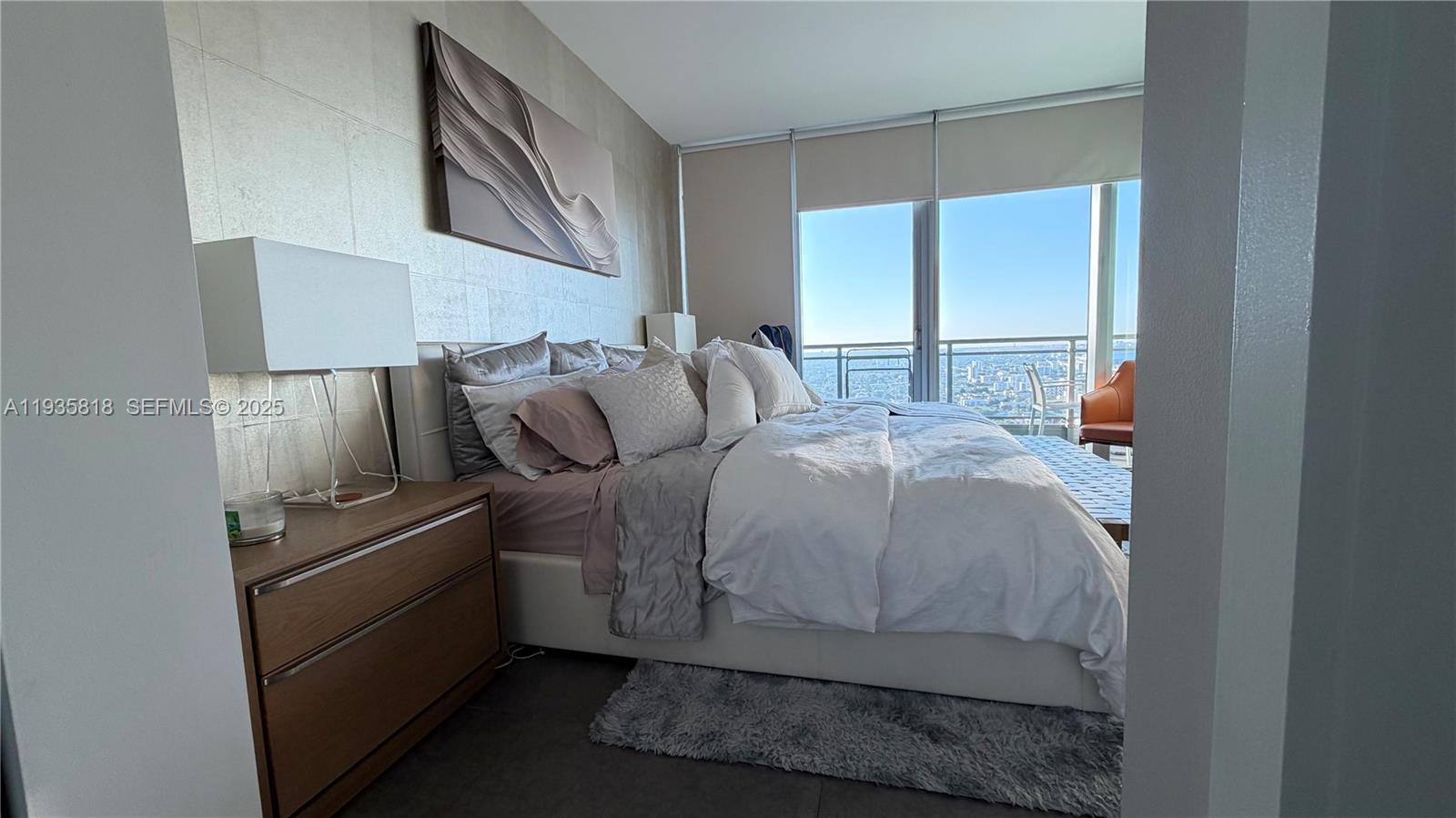 92 SW 3rd St #3607, Miami FL 33130