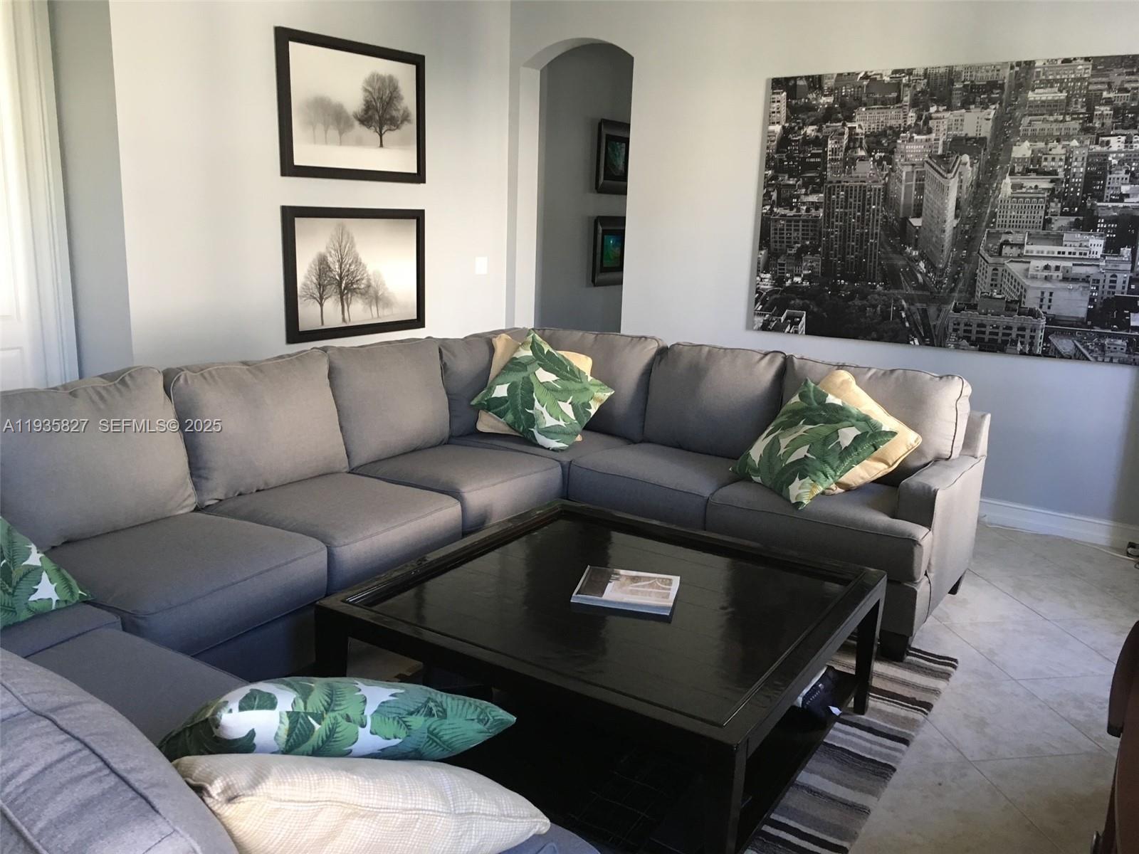 184 W Bay Cedar Cir, Jupiter FL 33458