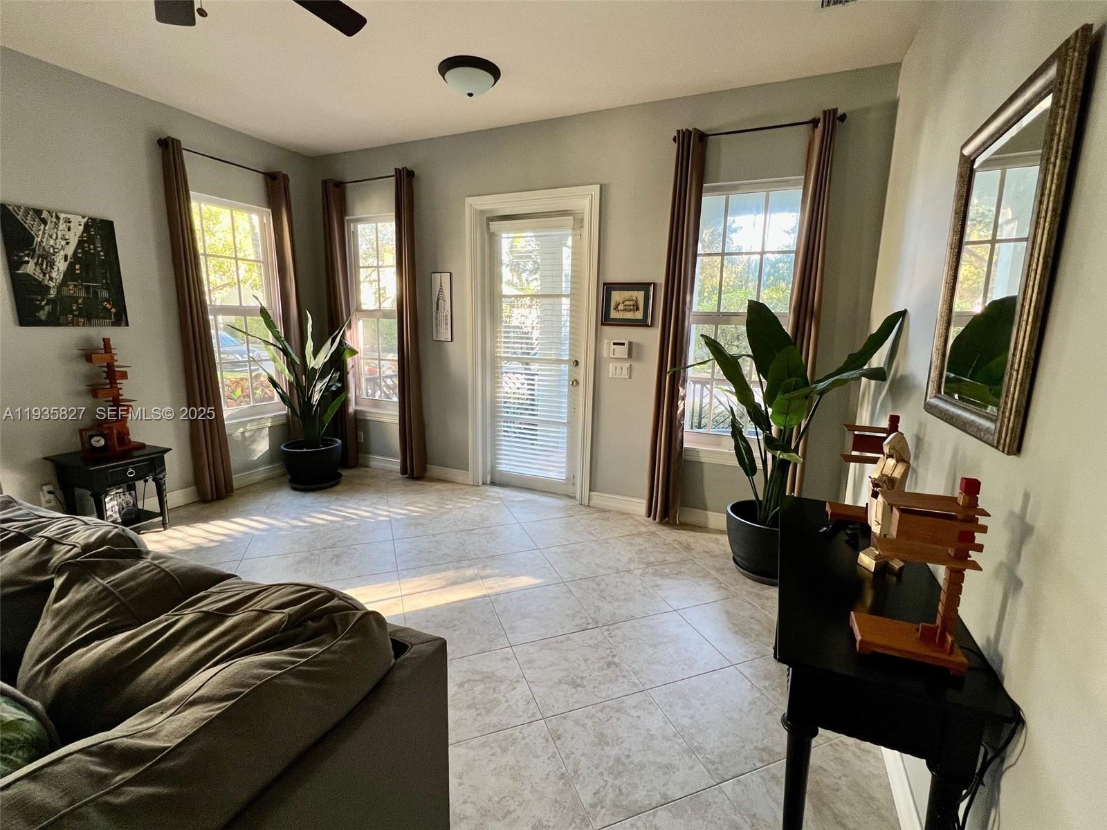 184 W Bay Cedar Cir, Jupiter FL 33458