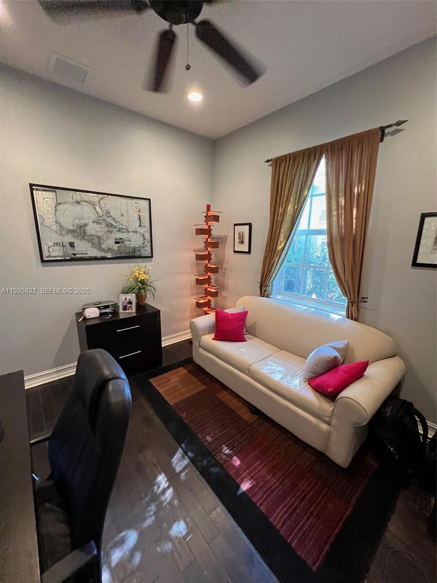 184 W Bay Cedar Cir, Jupiter FL 33458