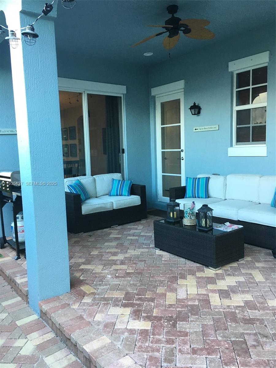 184 W Bay Cedar Cir, Jupiter FL 33458