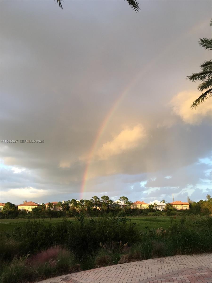 184 W Bay Cedar Cir, Jupiter FL 33458