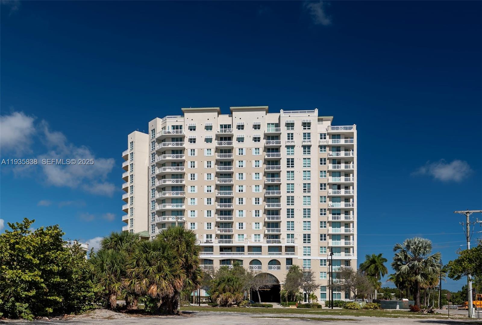 350 N Federal Hwy #512, Boynton Beach FL 33435