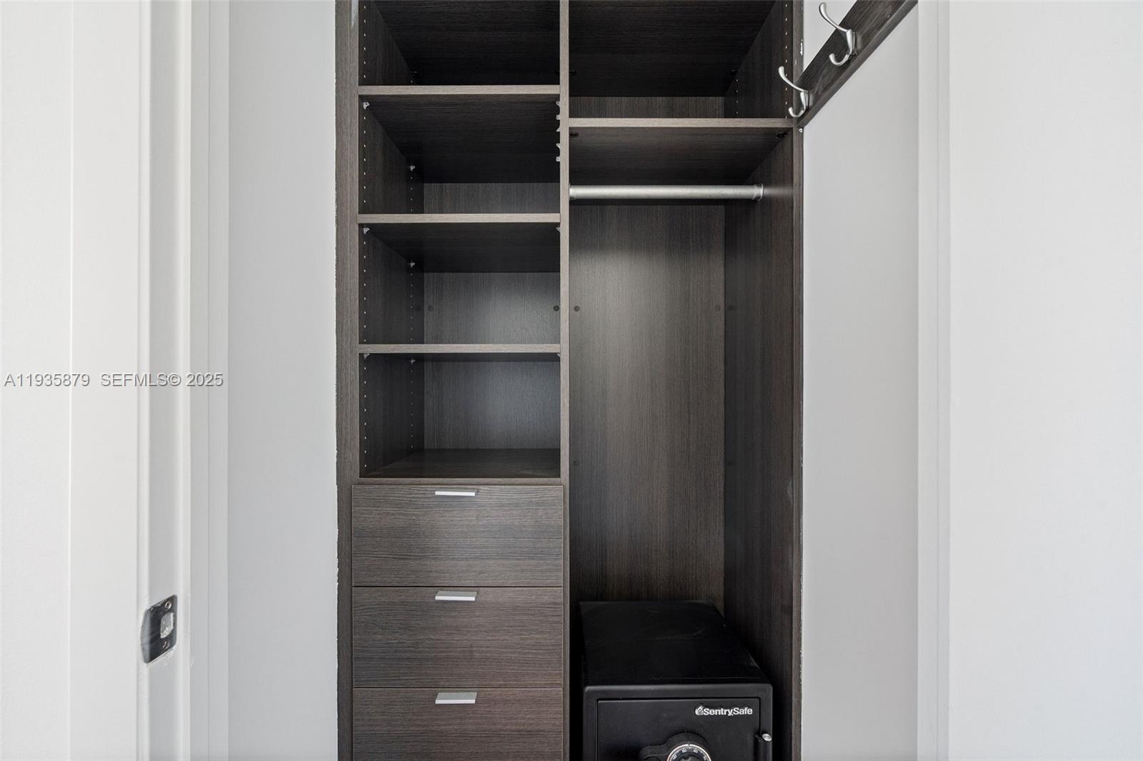 2020 N Bayshore Dr #3510, Miami FL 33137