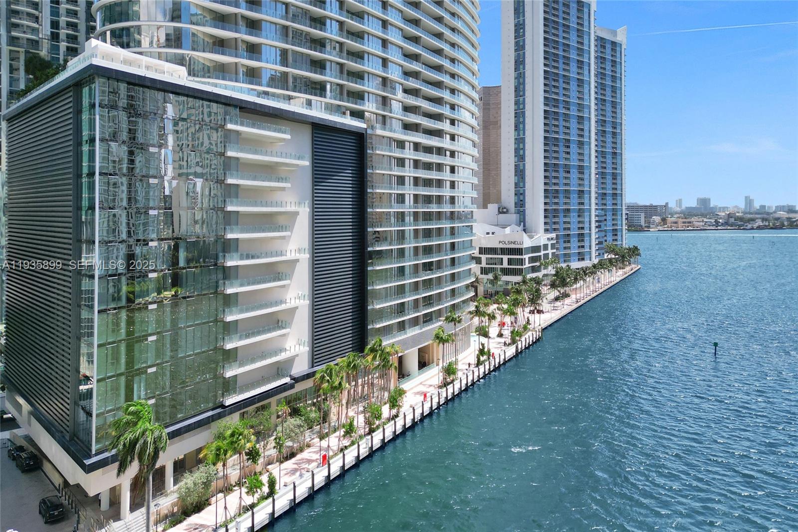 300 Biscayne Boulevard Way #3605W, Miami FL 33131