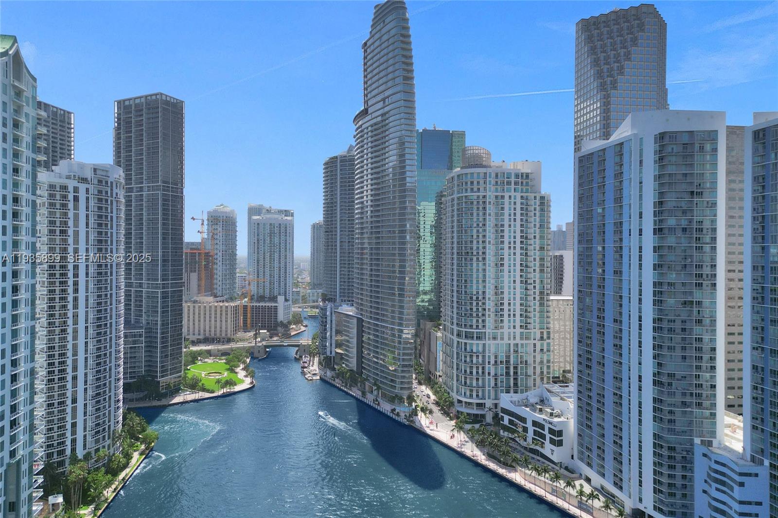 300 Biscayne Boulevard Way #3605W, Miami FL 33131