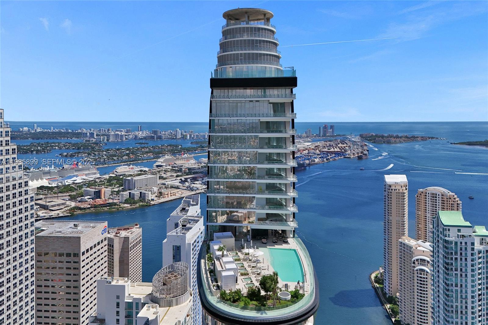 300 Biscayne Boulevard Way #3605W, Miami FL 33131