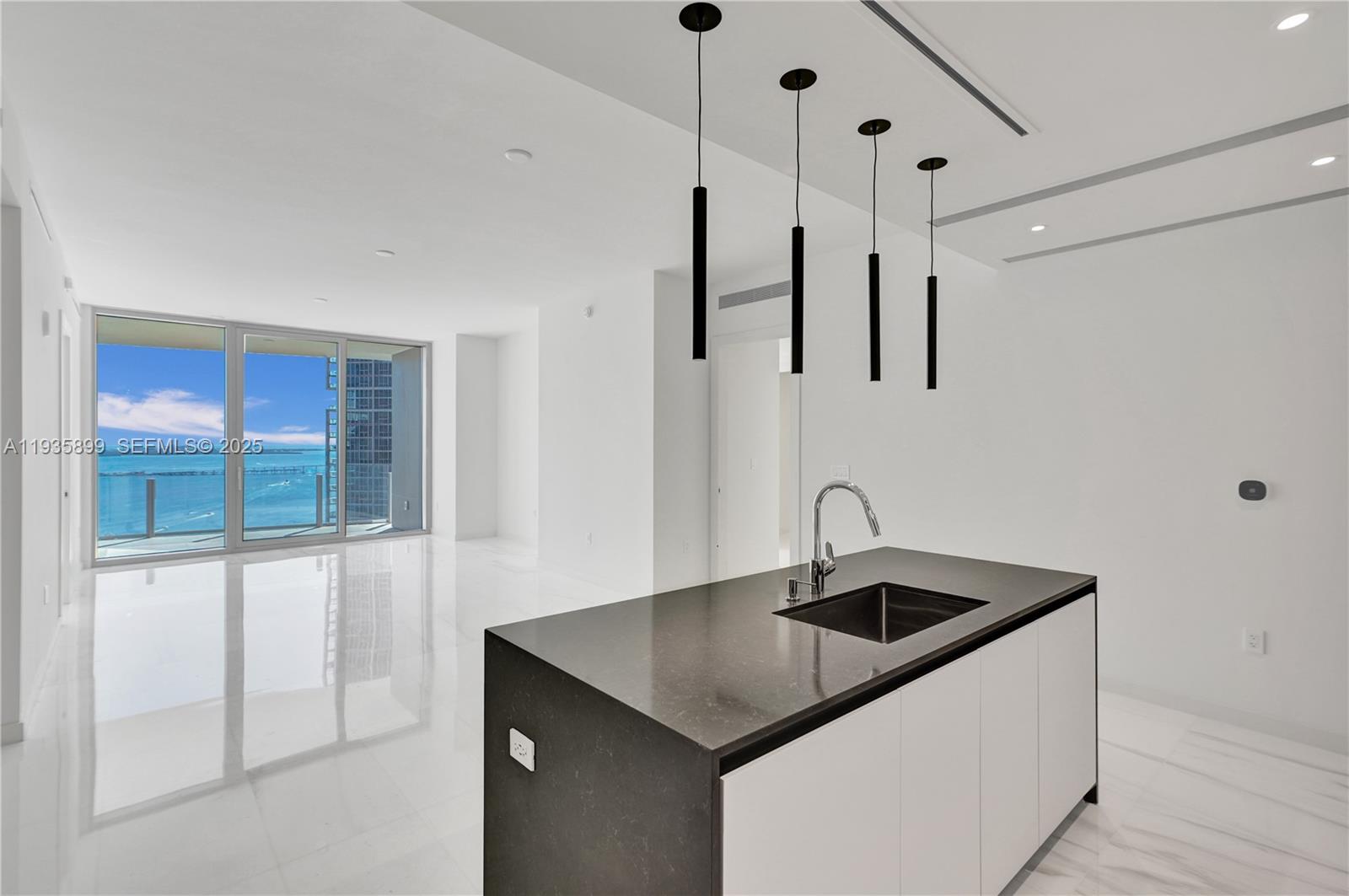 300 Biscayne Boulevard Way #3605W, Miami FL 33131