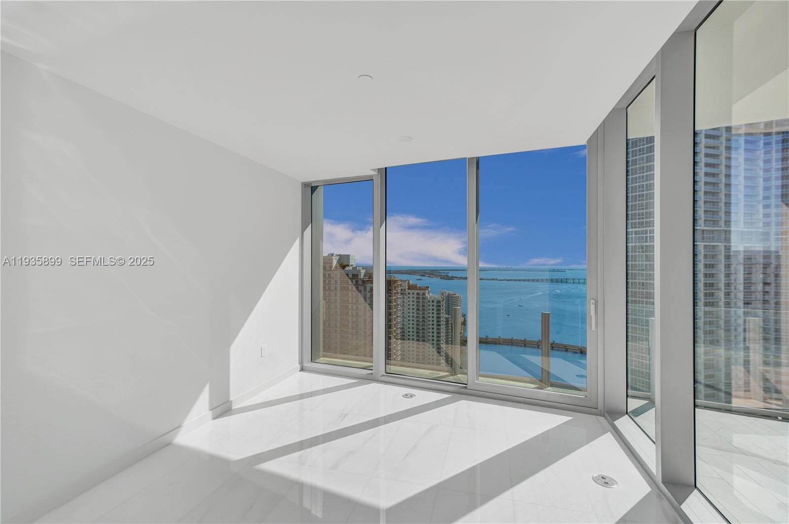 300 Biscayne Boulevard Way #3605W, Miami FL 33131