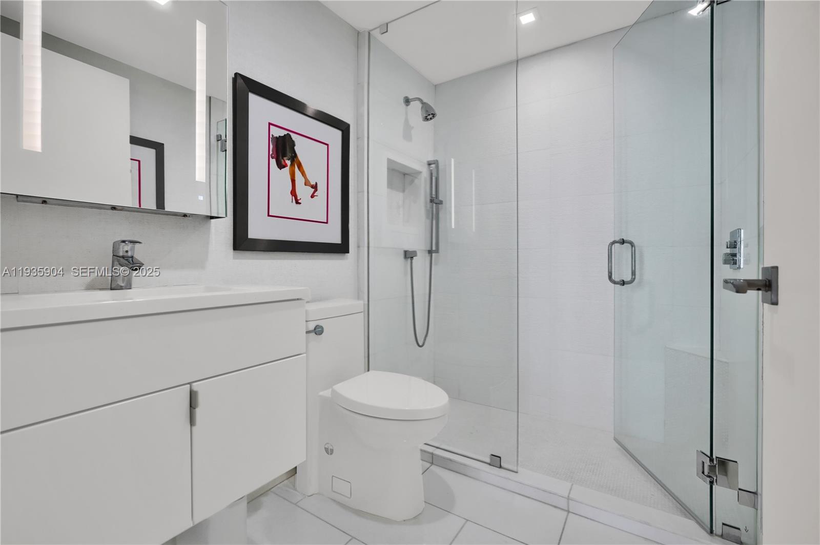 5875 Collins Ave #1003, Miami Beach FL 33140