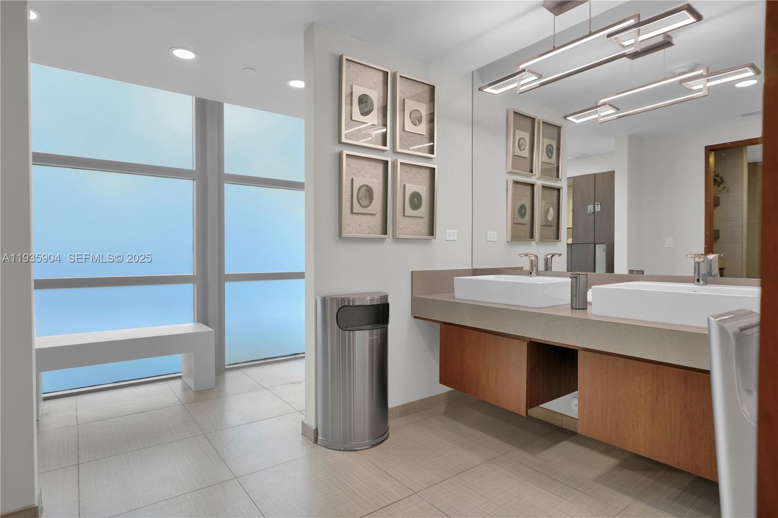 5875 Collins Ave #1003, Miami Beach FL 33140