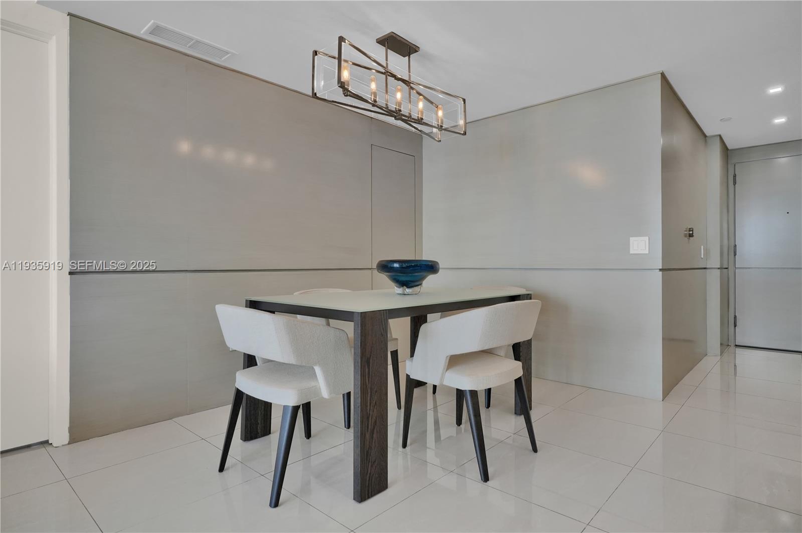 5875 Collins Ave #1003, Miami Beach FL 33140