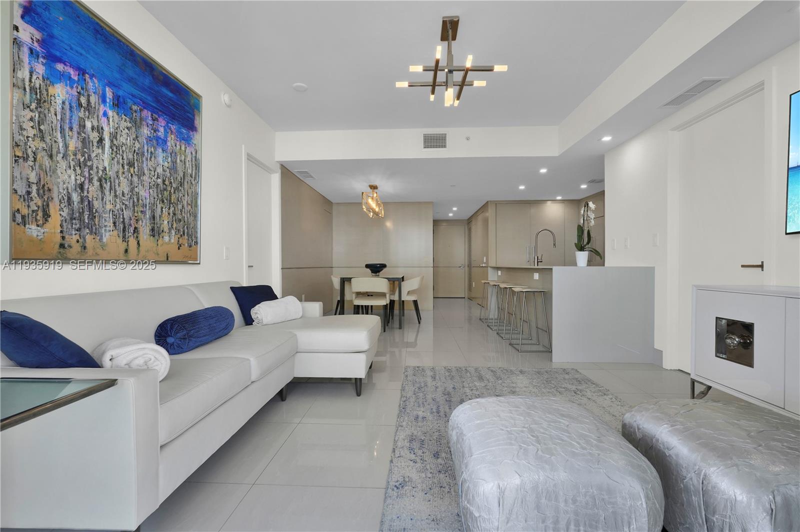 5875 Collins Ave #1003, Miami Beach FL 33140