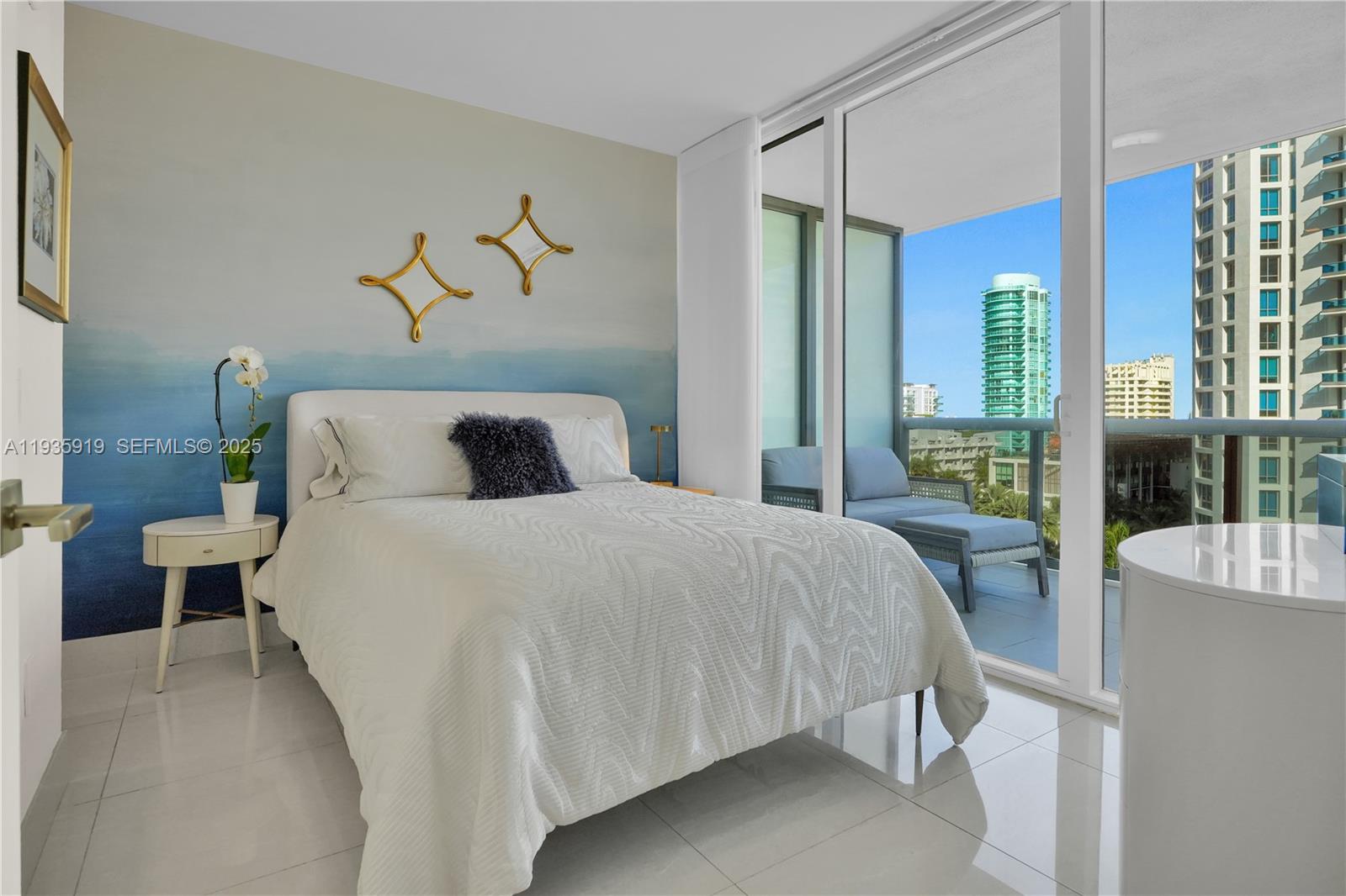 5875 Collins Ave #1003, Miami Beach FL 33140