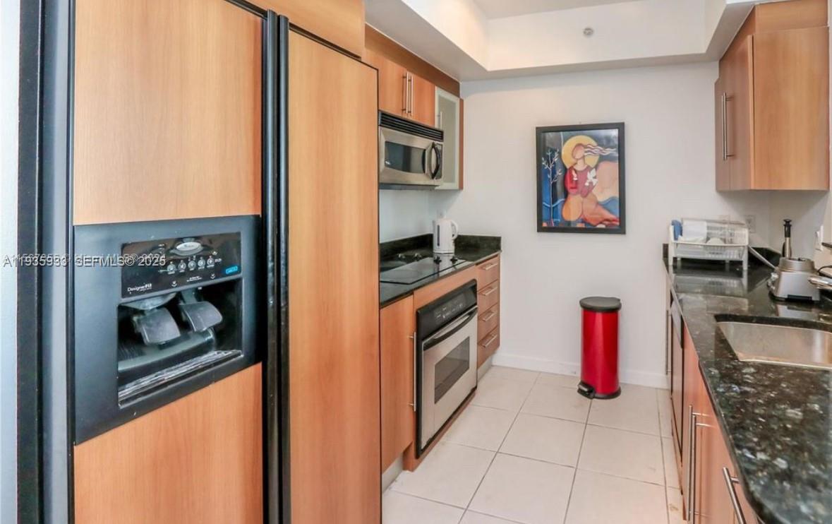 335 S Biscayne Blvd #2703, Miami FL 33131