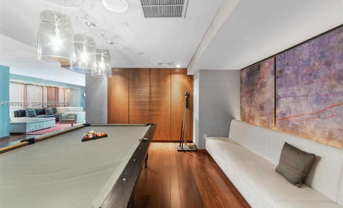 335 S Biscayne Blvd #2703, Miami FL 33131
