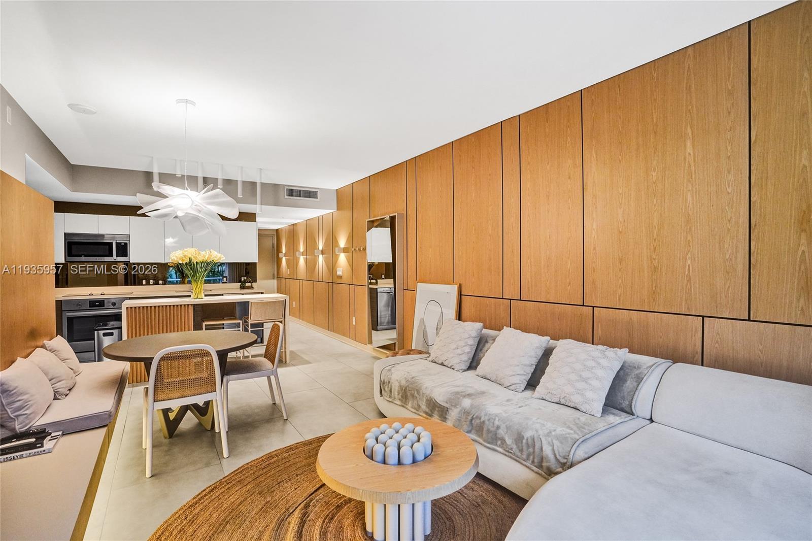 1010 SW 2nd Ave #601, Miami FL 33130