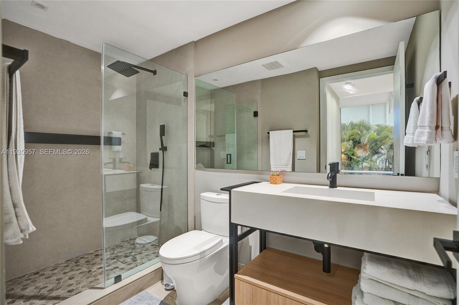1010 SW 2nd Ave #601, Miami FL 33130