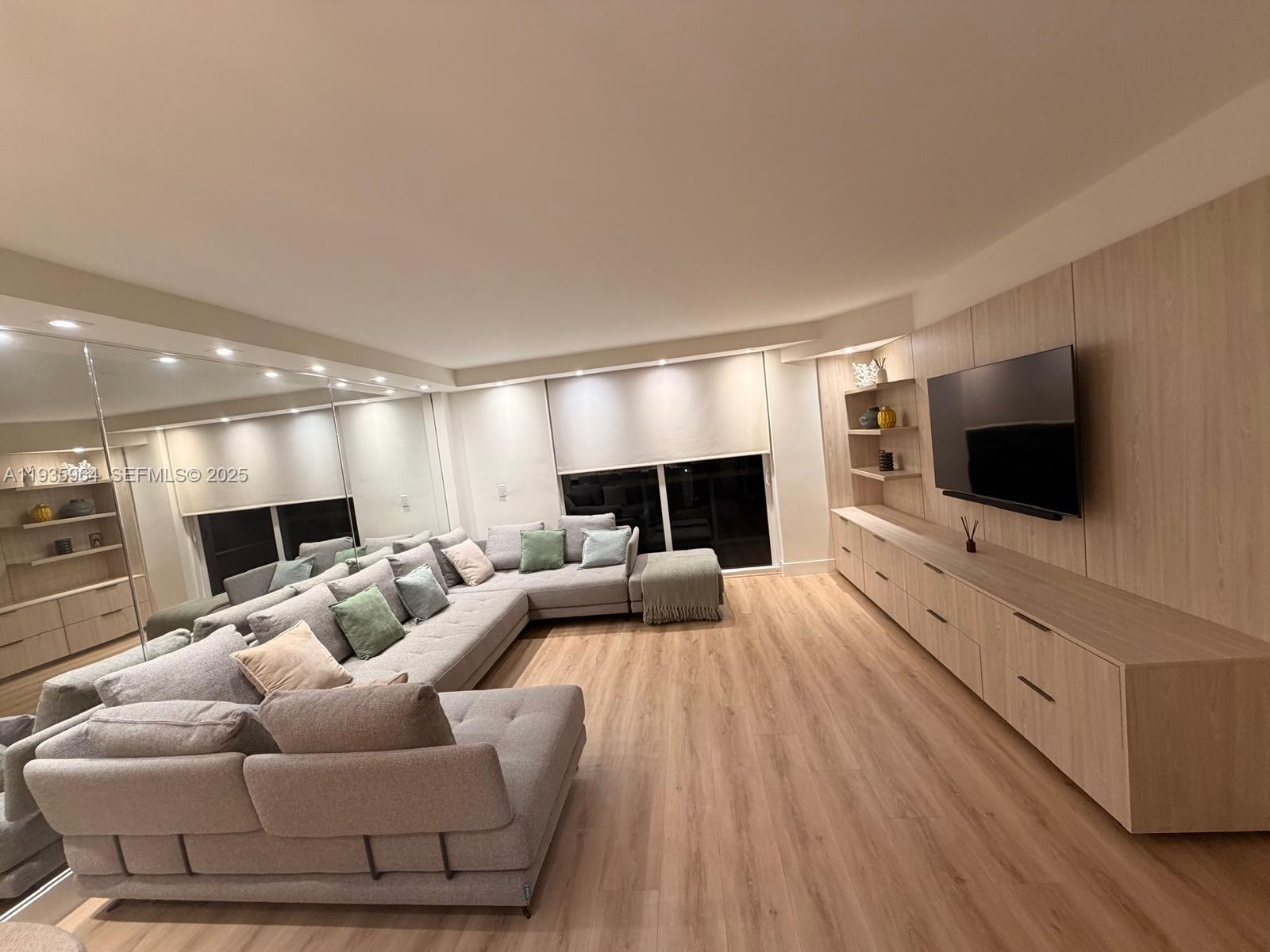 10275 Collins Ave #333, Bal Harbour FL 33154