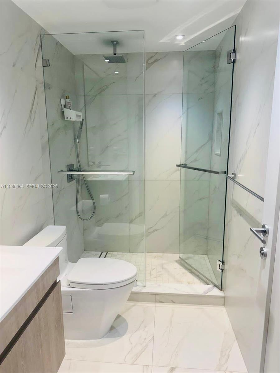 10275 Collins Ave #333, Bal Harbour FL 33154