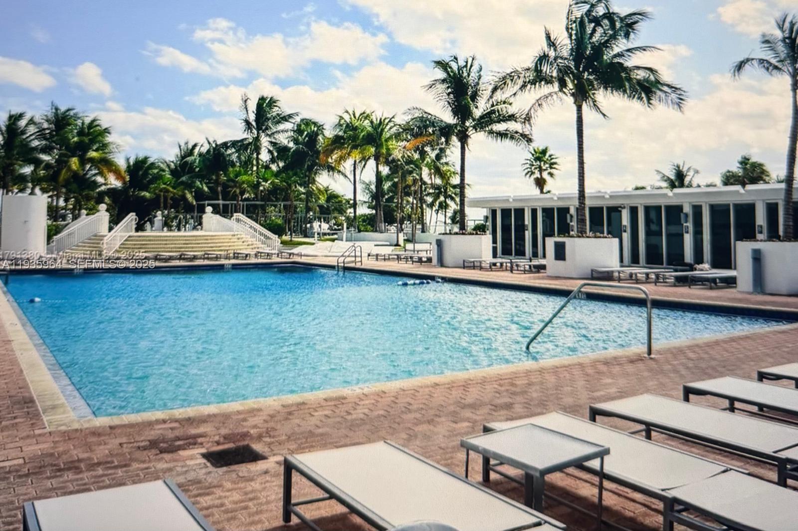 10275 Collins Ave #333, Bal Harbour FL 33154