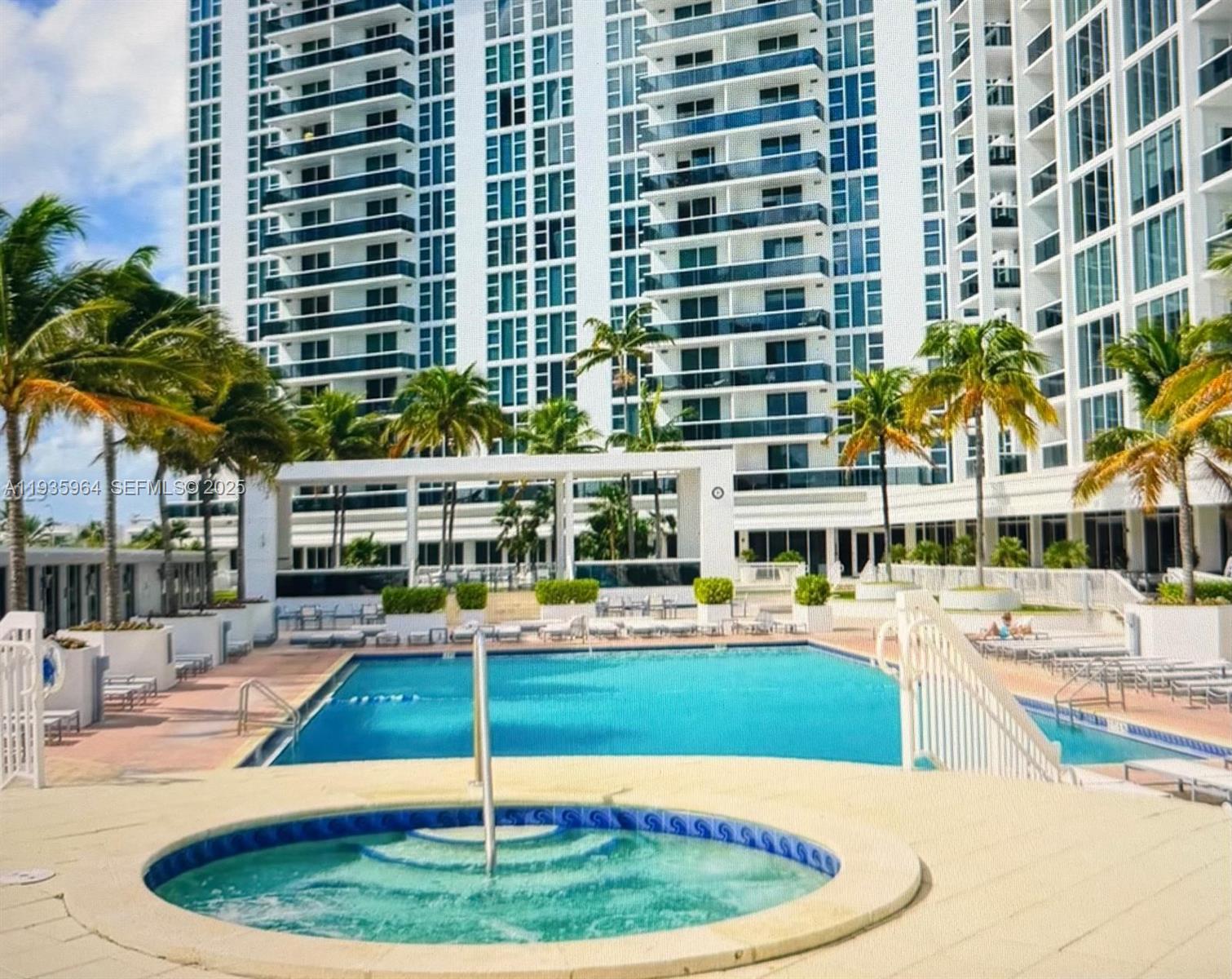 10275 Collins Ave #333, Bal Harbour FL 33154
