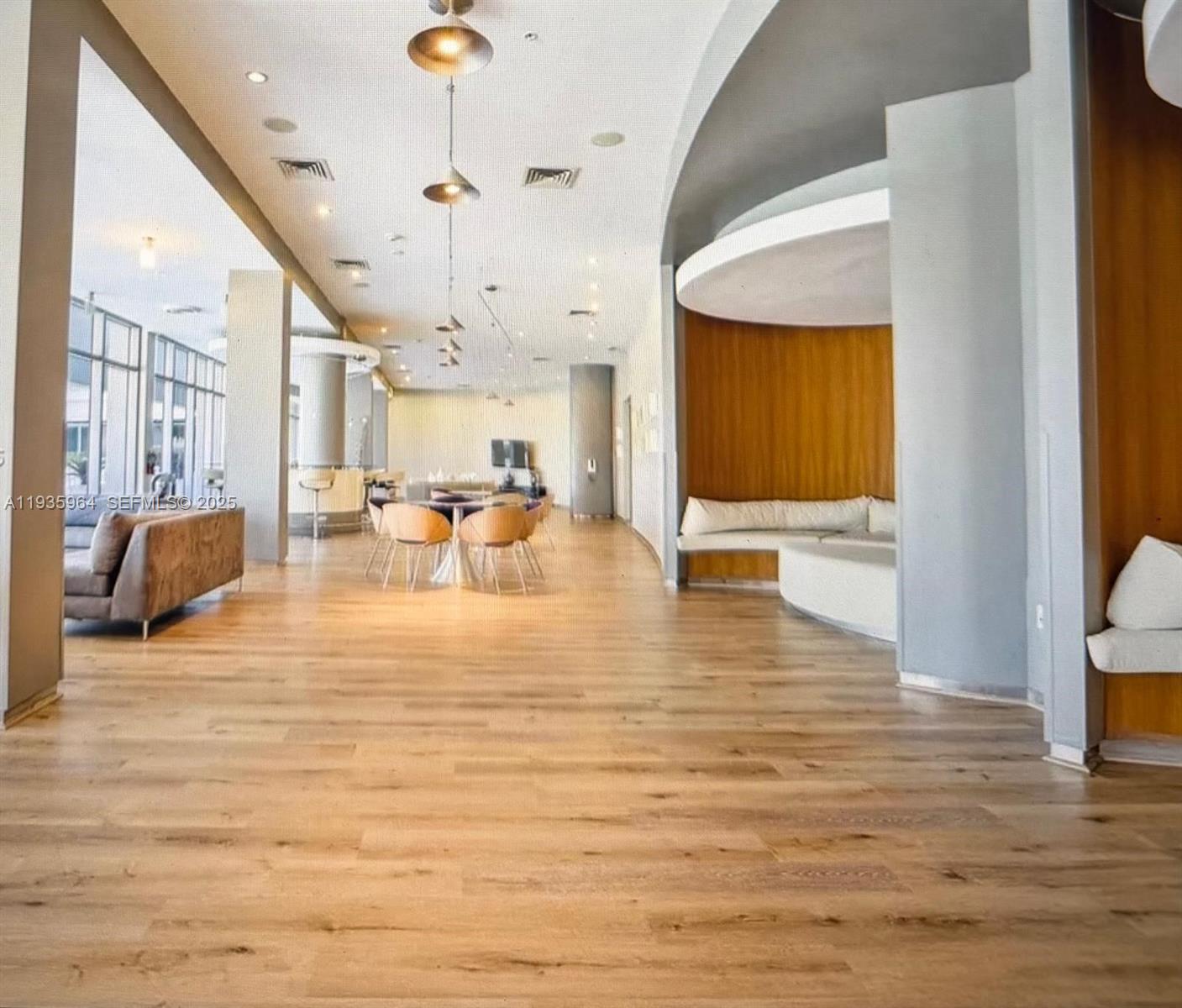 10275 Collins Ave #333, Bal Harbour FL 33154