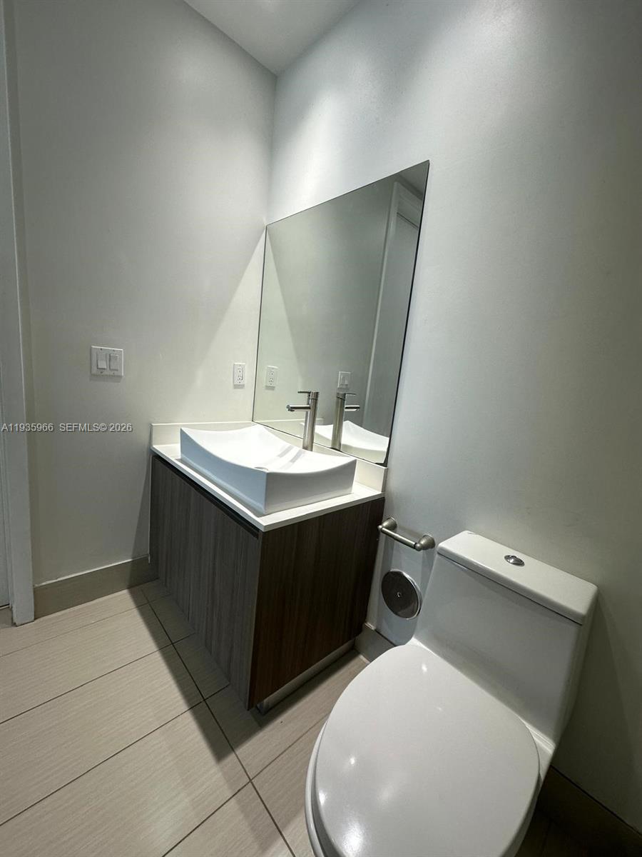 201 SW 17th Rd #803, Miami FL 33129