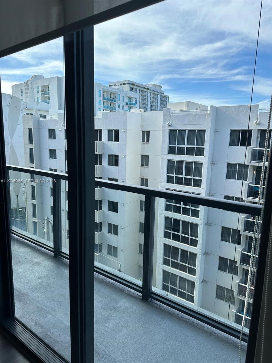 201 SW 17th Rd #803, Miami FL 33129