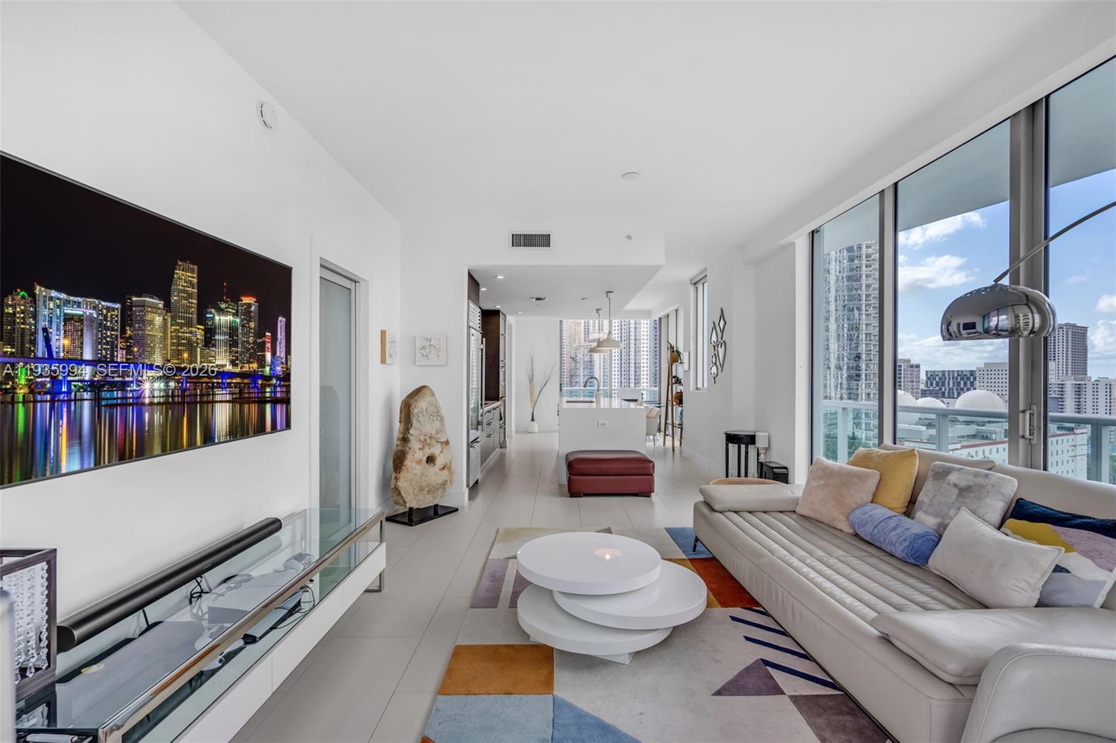 900 Biscayne Blvd #2312, Miami FL 33132