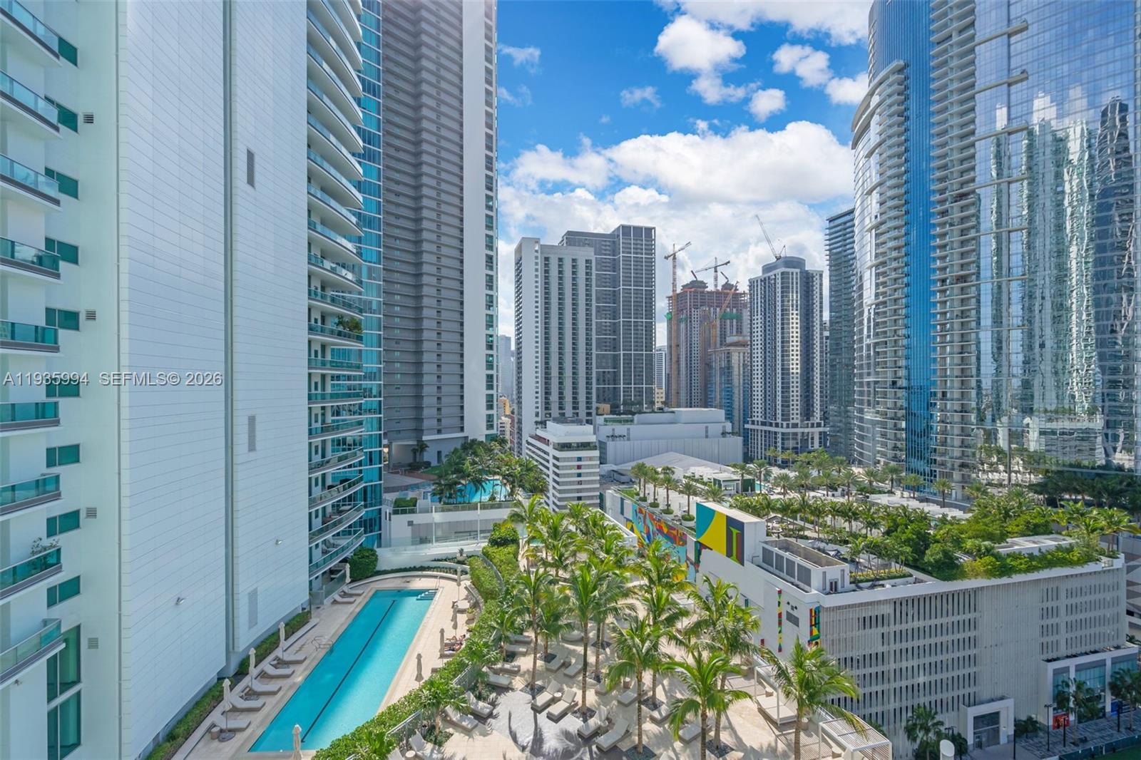 900 Biscayne Blvd #2312, Miami FL 33132