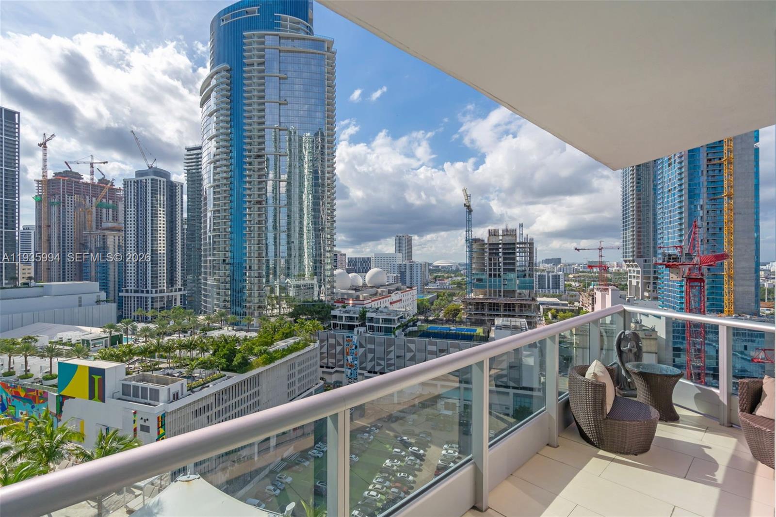 900 Biscayne Blvd #2312, Miami FL 33132