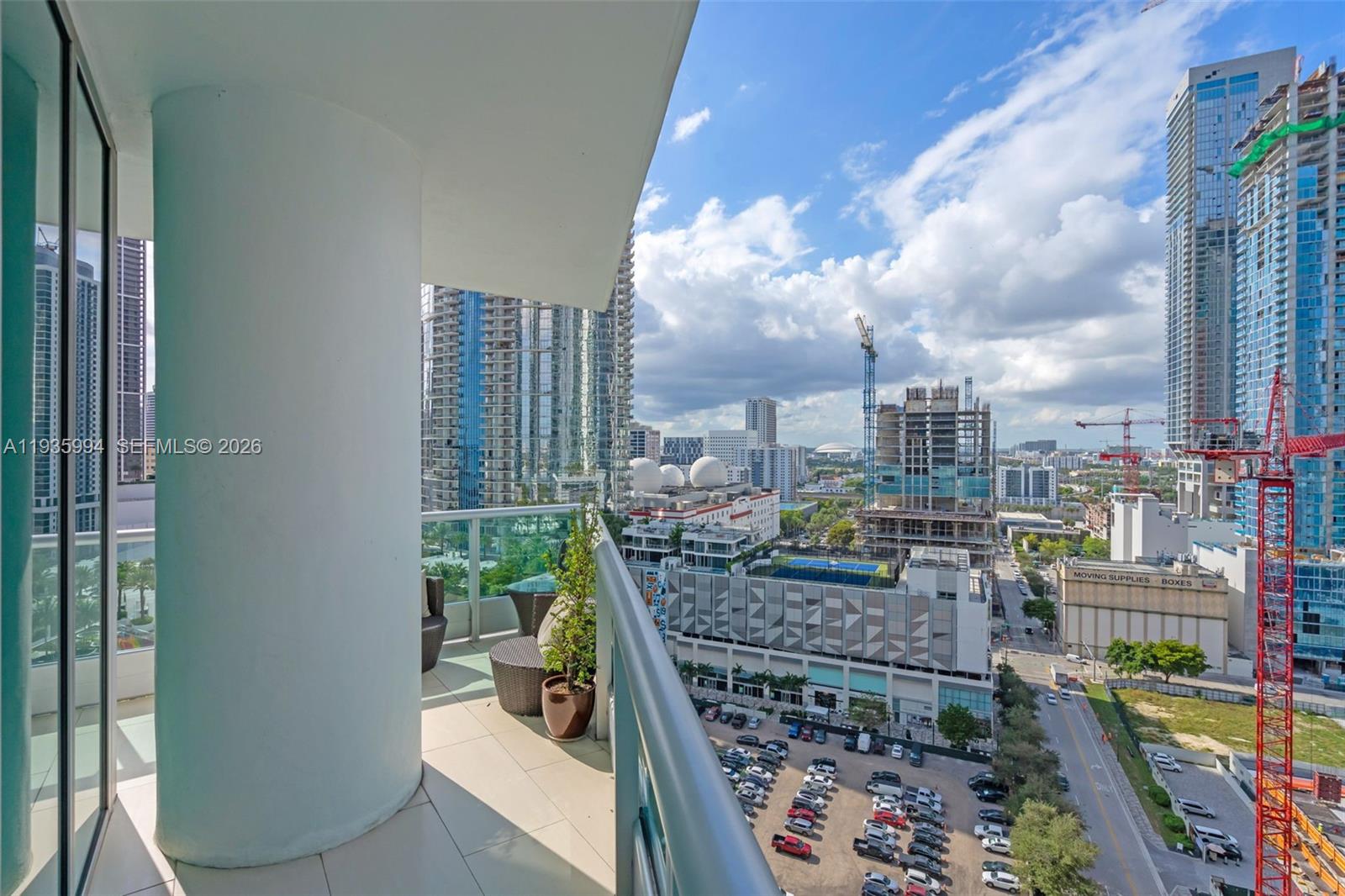 900 Biscayne Blvd #2312, Miami FL 33132