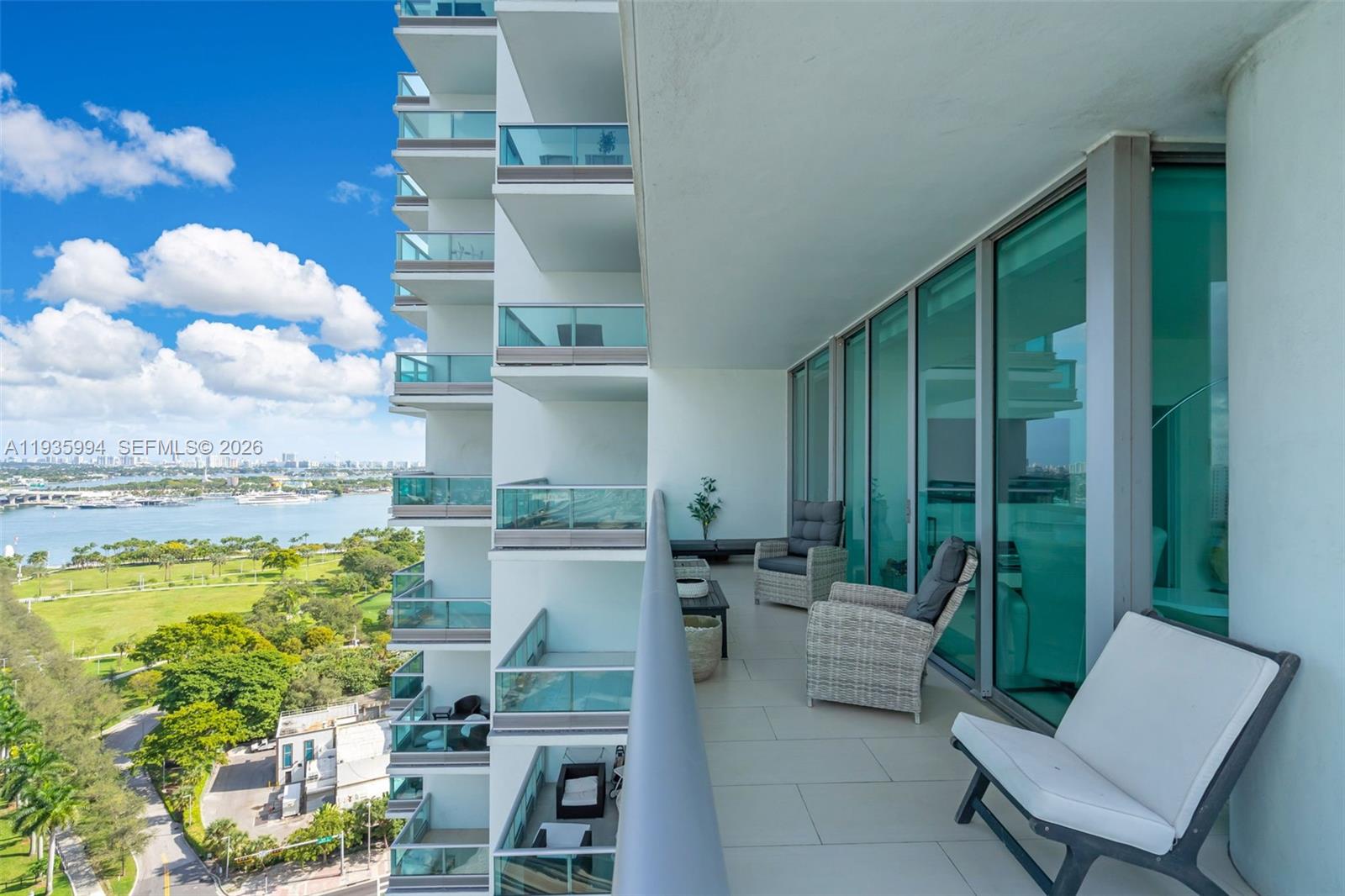 900 Biscayne Blvd #2312, Miami FL 33132