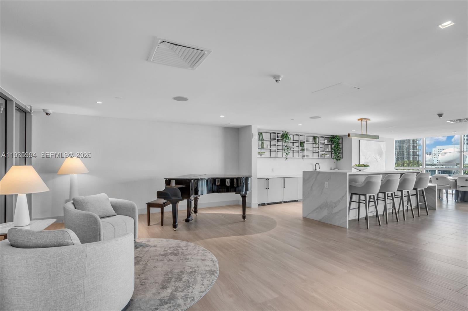 900 Biscayne Blvd #2312, Miami FL 33132