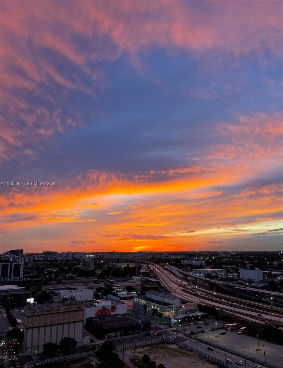 900 Biscayne Blvd #2312, Miami FL 33132