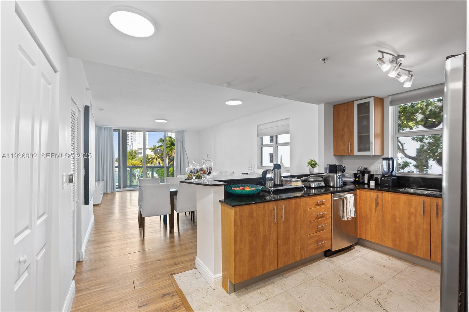 7918 Harbor Island Dr #212, North Bay Village FL 33141