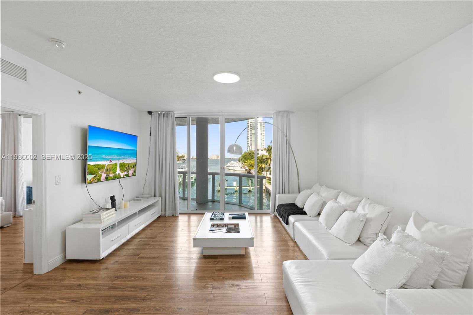 7918 Harbor Island Dr #212, North Bay Village FL 33141