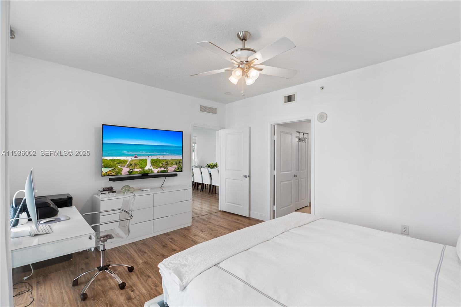 7918 Harbor Island Dr #212, North Bay Village FL 33141