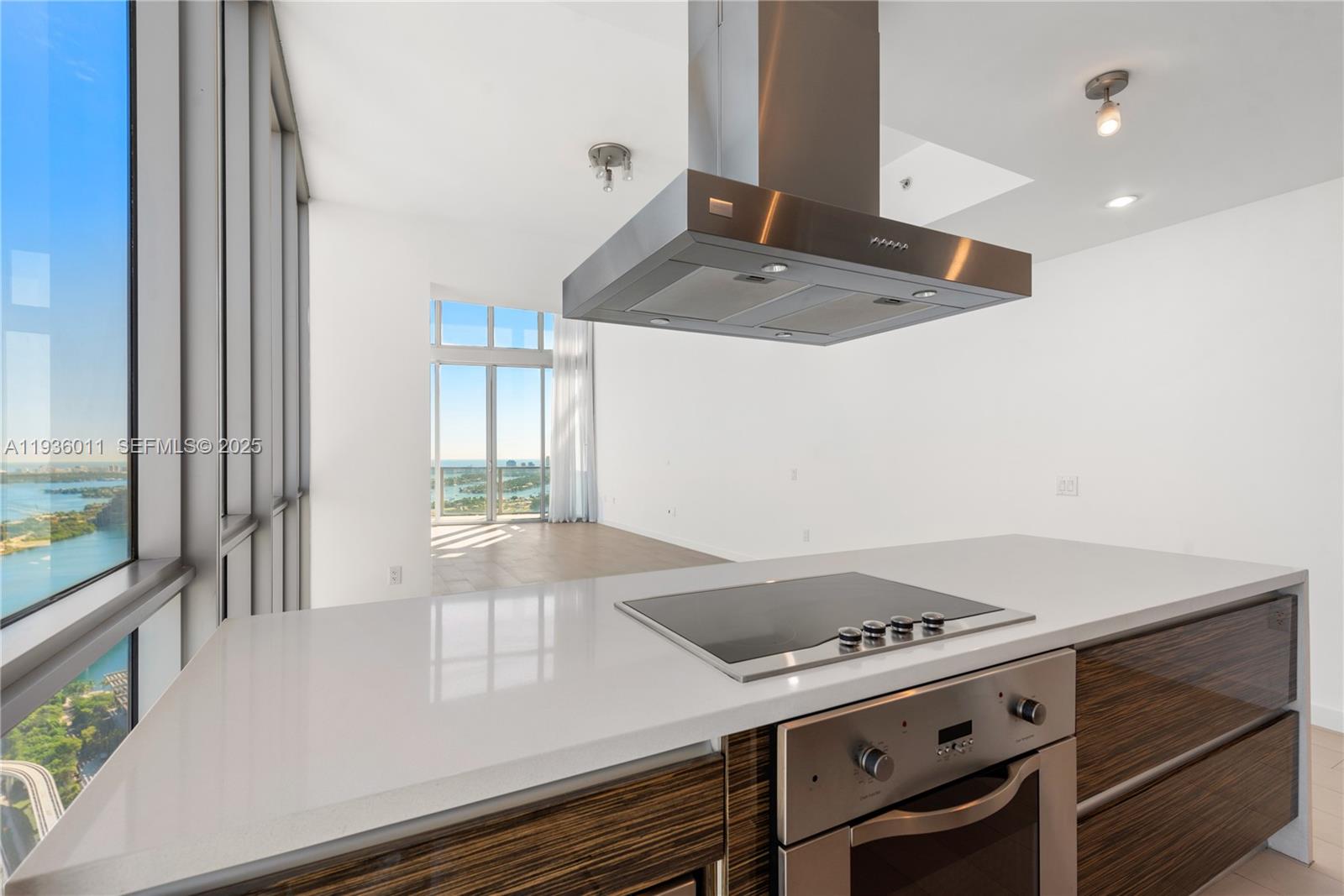 1100 Biscayne Blvd #4307, Miami FL 33132