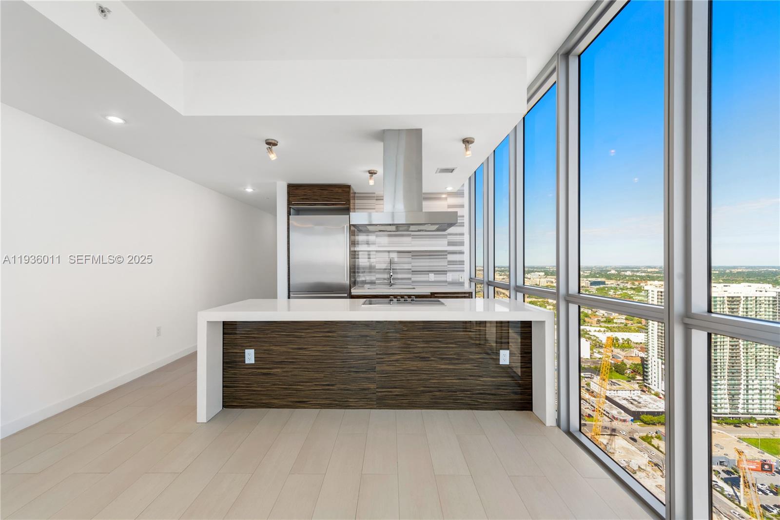 1100 Biscayne Blvd #4307, Miami FL 33132