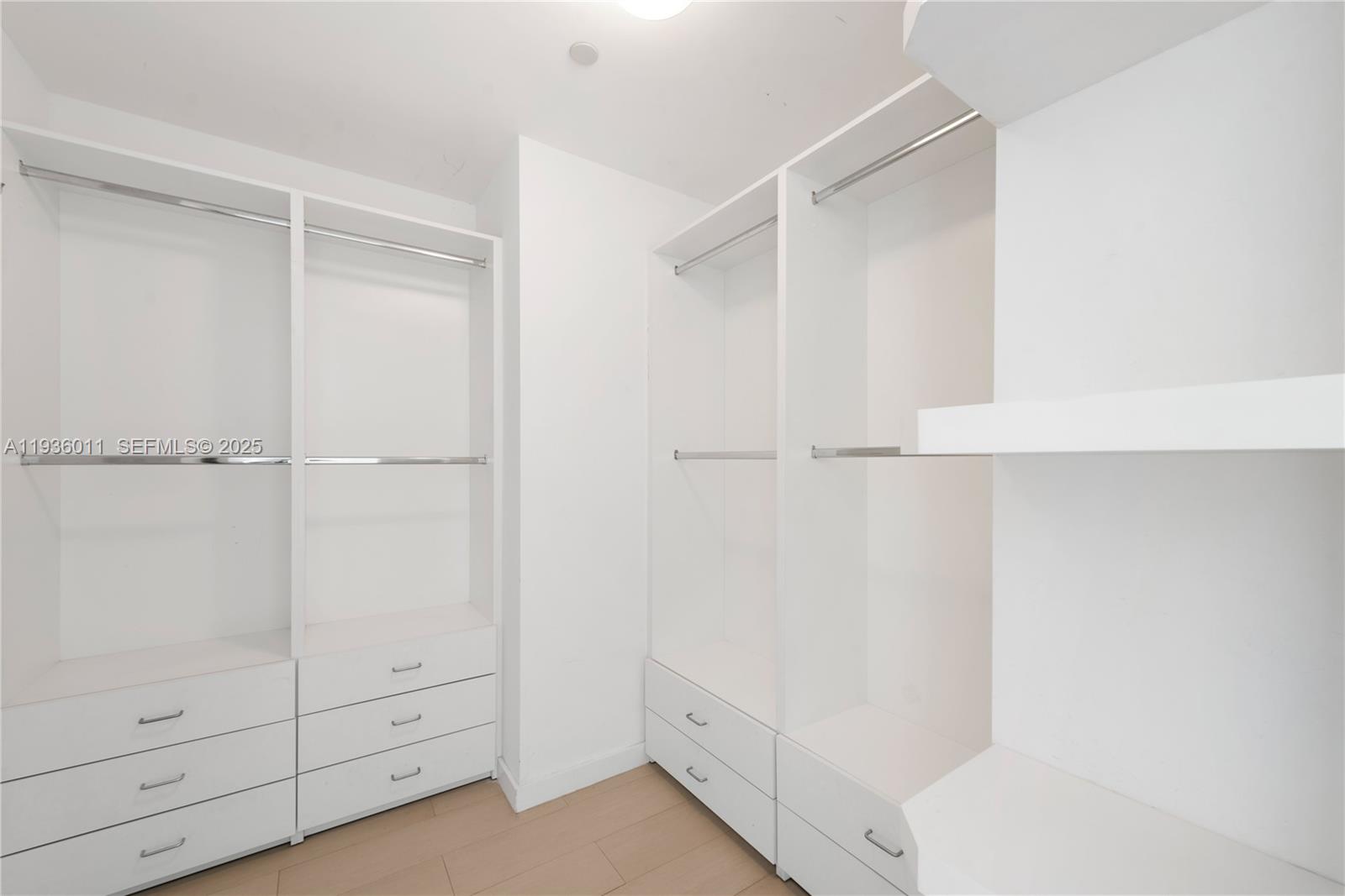 1100 Biscayne Blvd #4307, Miami FL 33132