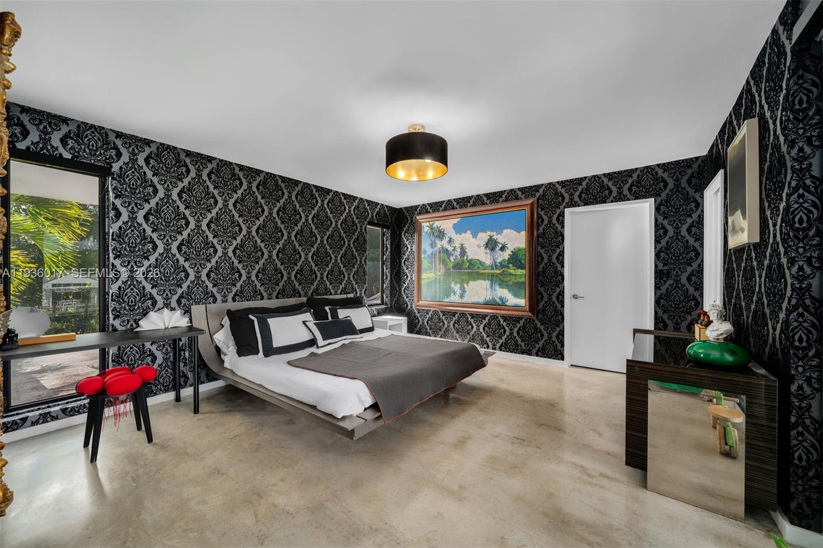 121 Knollwood Drive, Key Biscayne FL 33149