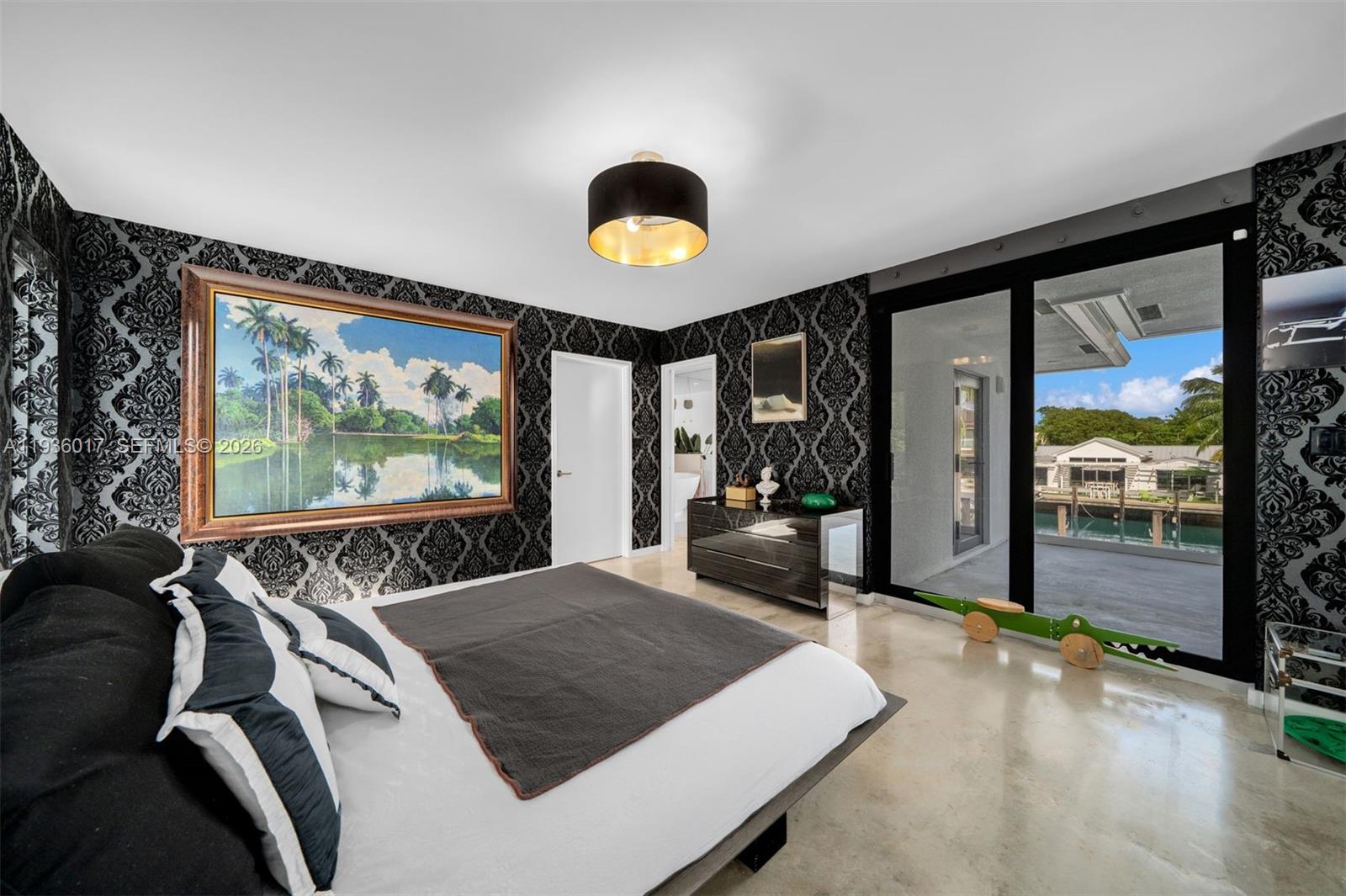 121 Knollwood Drive, Key Biscayne FL 33149
