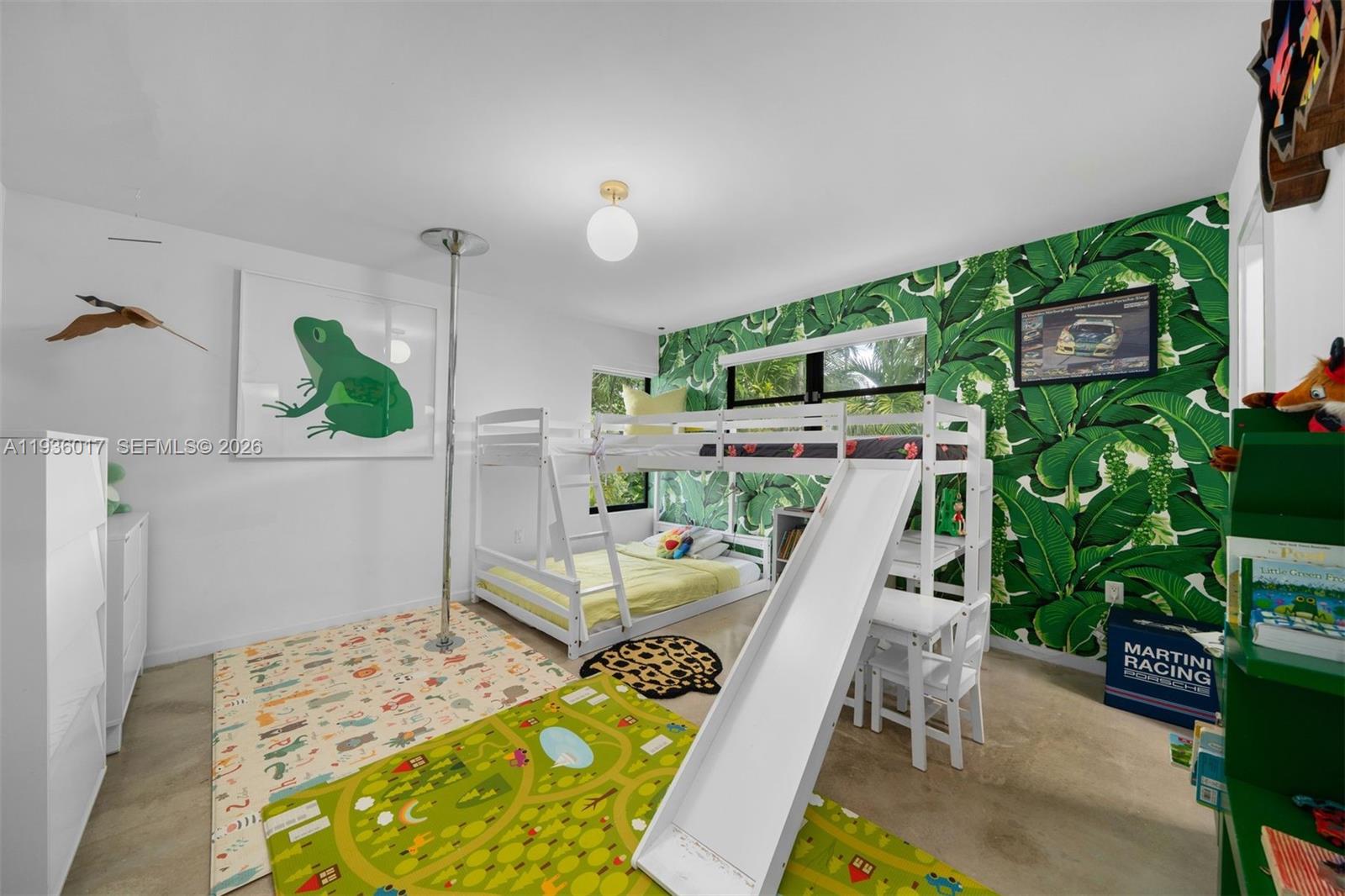 121 Knollwood Drive, Key Biscayne FL 33149