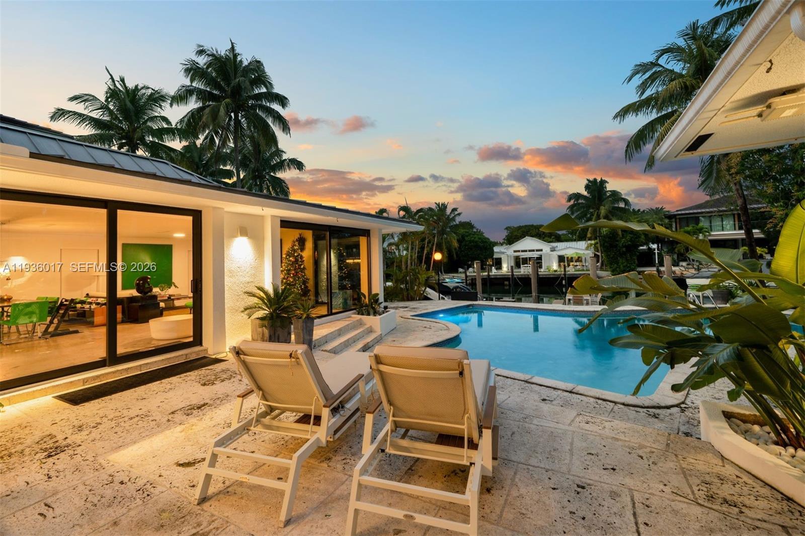 121 Knollwood Drive, Key Biscayne FL 33149