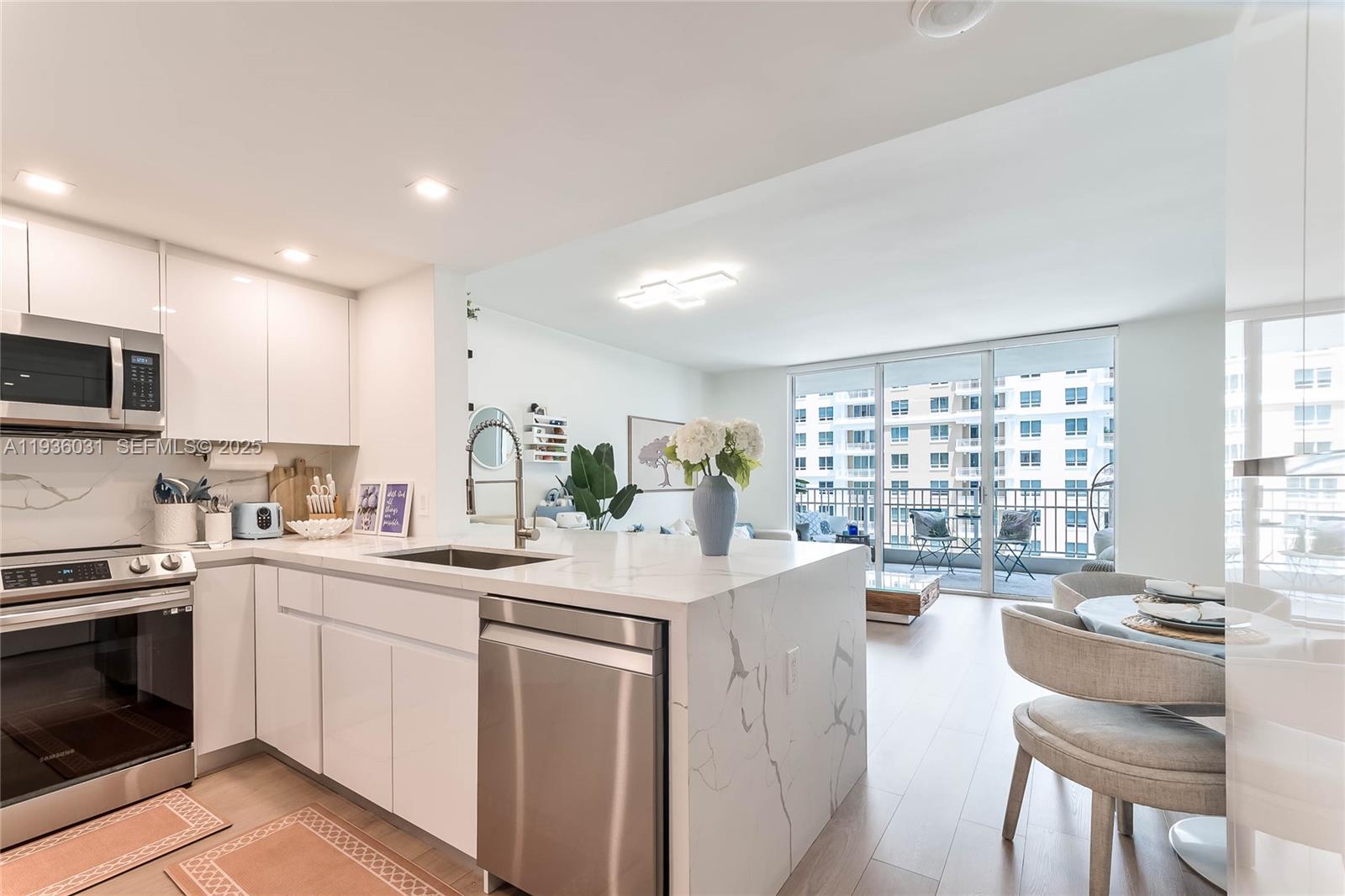 701 Brickell Key Blvd #808, Miami FL 33131