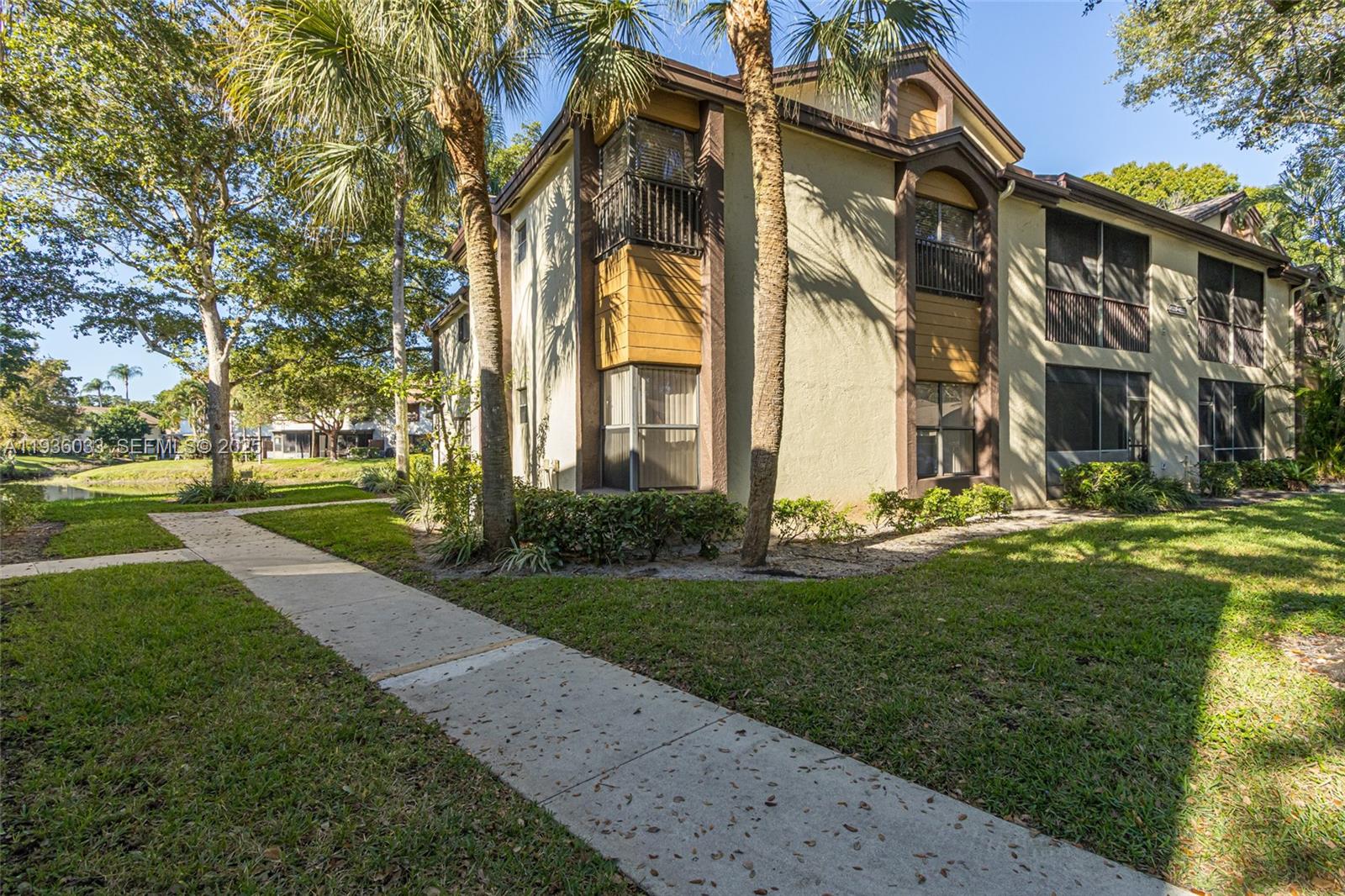 4534 S Carambola Cir S #27275, Coconut Creek FL 33066